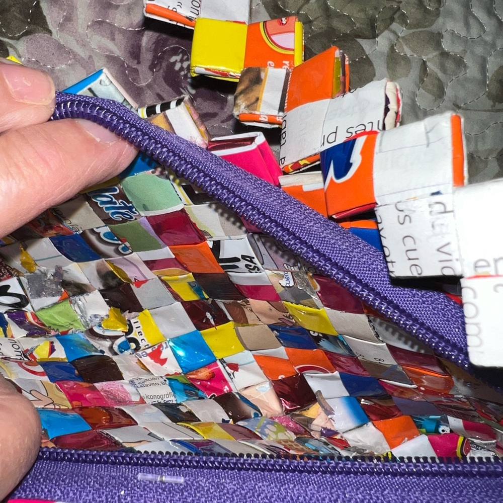 Vintage Wrapper Art Bag - Picture 2 of 4